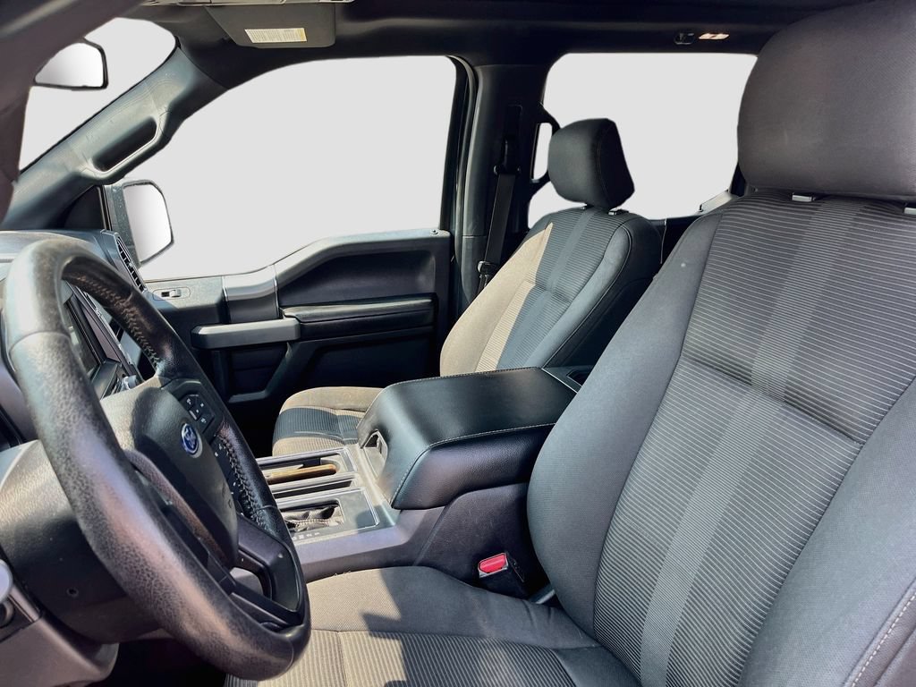 Used 2016 Ford F150 XLT w/ Equipment Group 302A Luxury AWD/4WD image 15