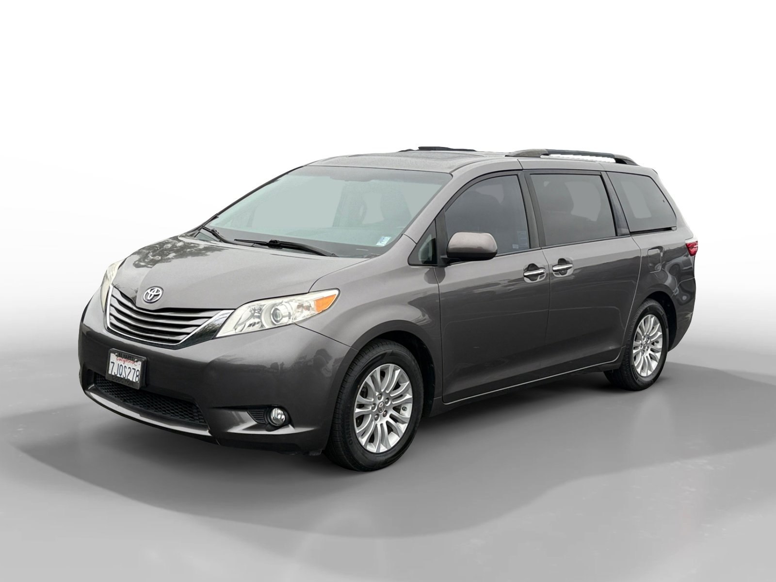 Used 2015 Toyota Sienna XLE