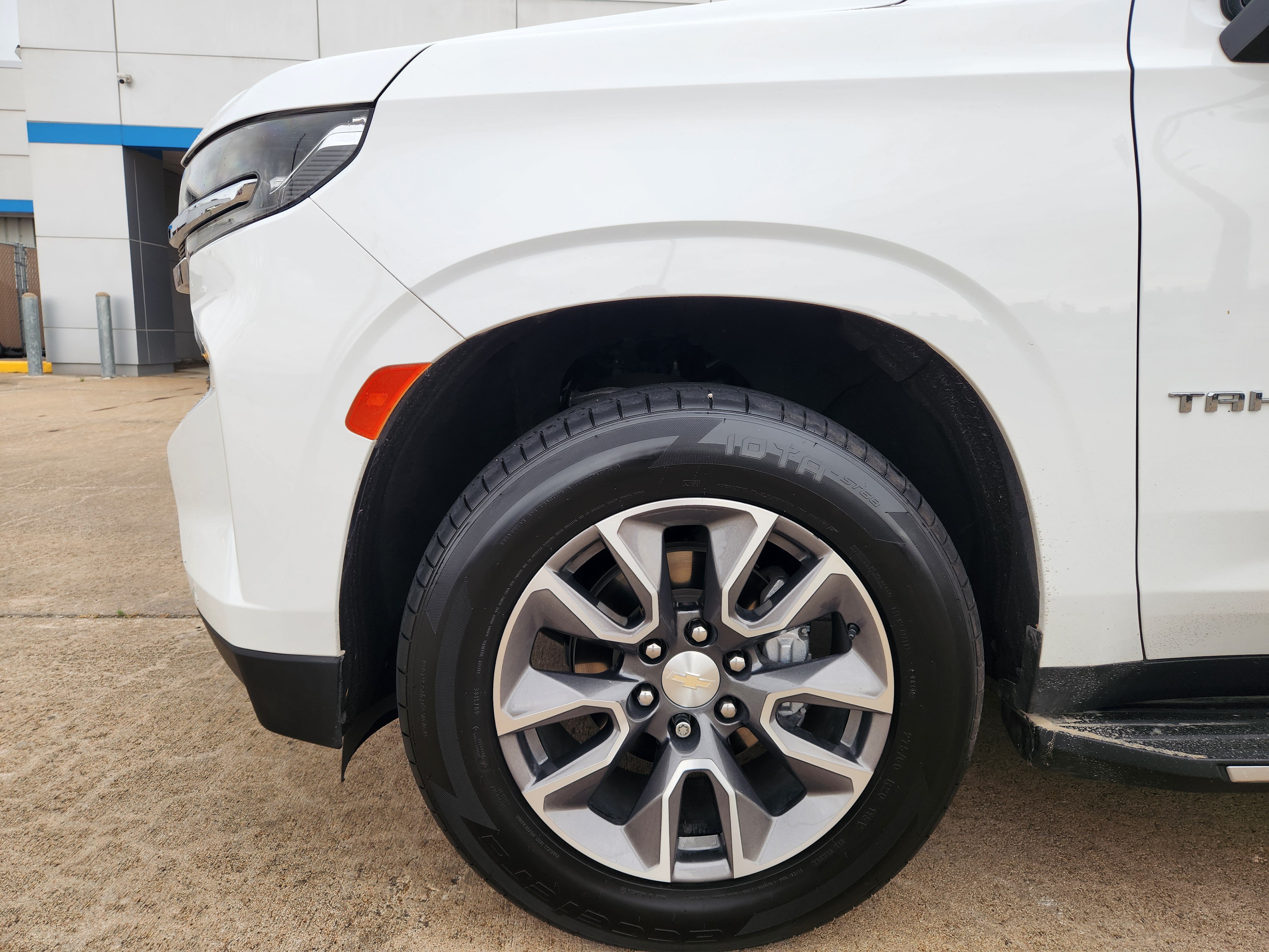 Used 2022 Chevrolet Tahoe LS RWD image 8