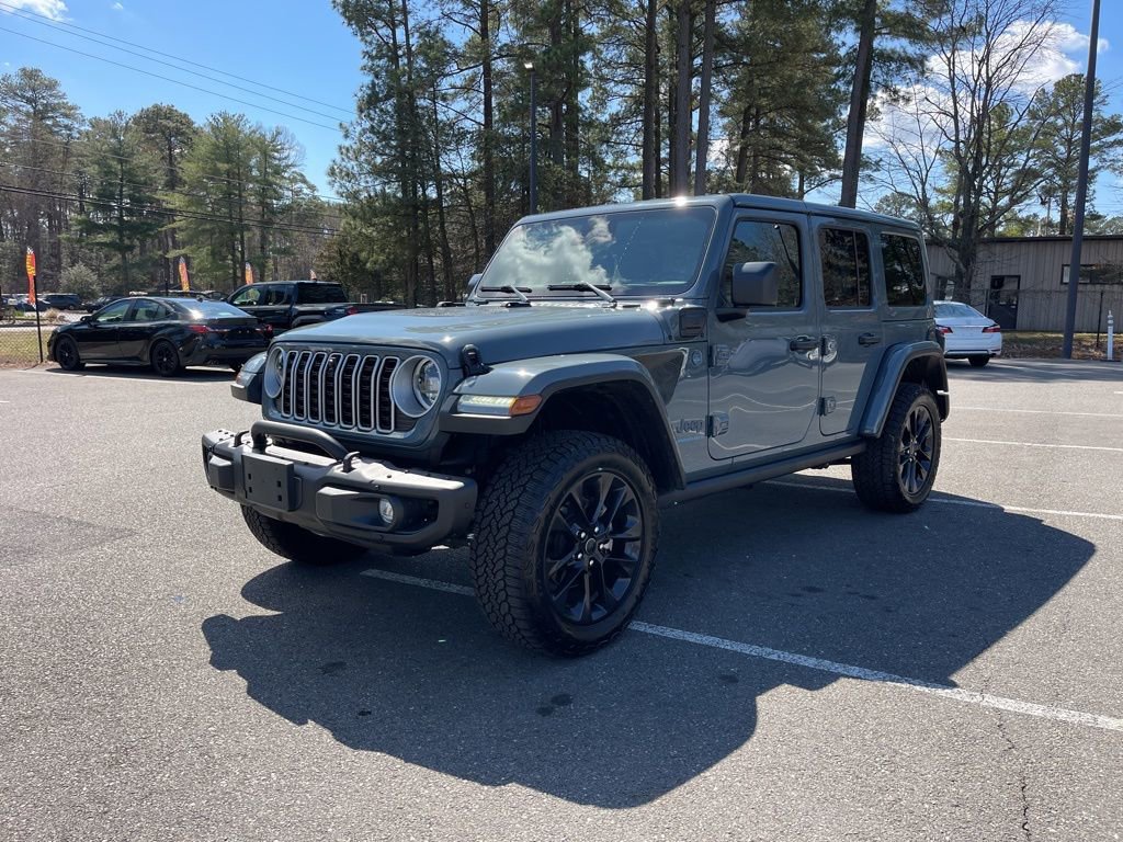 Certified 2025 Jeep Wrangler Unlimited Sahara image 2