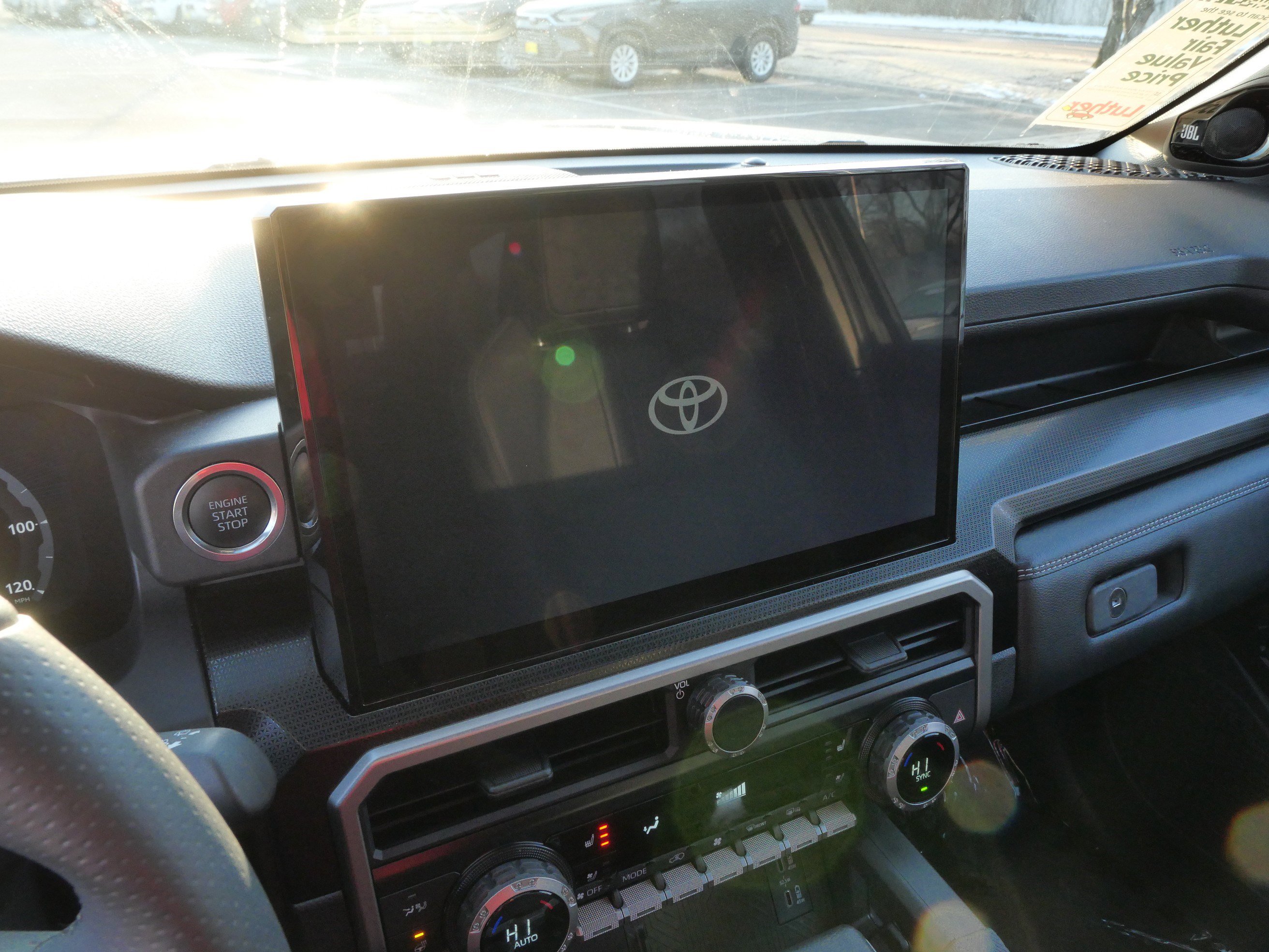 Used 2025 Toyota 4Runner Limited image 23