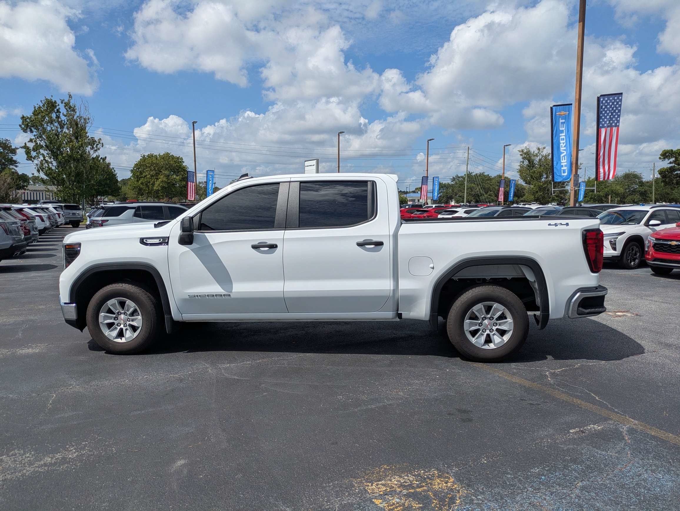Used 2024 GMC Sierra 1500 Pro w/ Pro Value Package AWD/4WD image 26