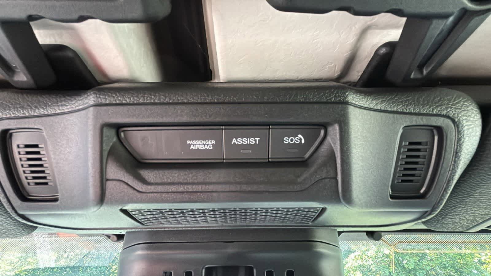 Used 2024 Jeep Wrangler Unlimited AWD/4WD image 21