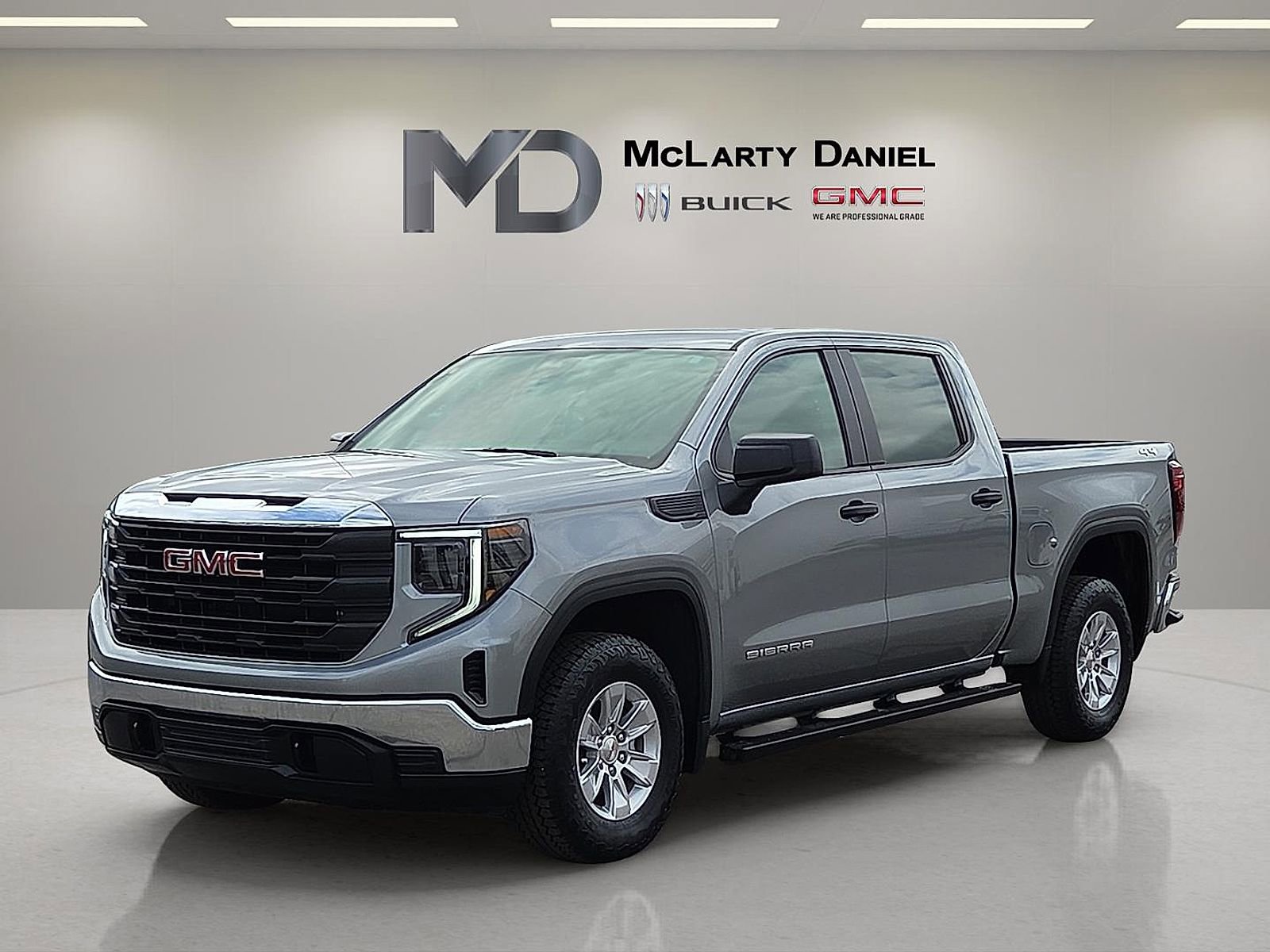 Certified 2023 GMC Sierra 1500 Pro w/ Convenience Package image 2
