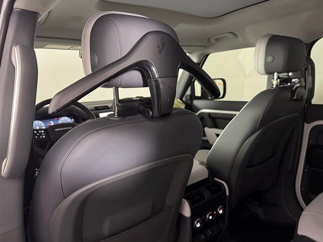 New 2026 Land Rover Defender 110 V8 image 29