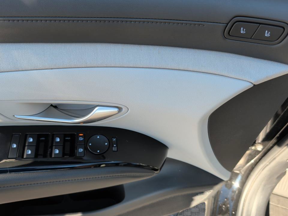 Certified 2025 Hyundai Tucson Limited AWD/4WD image 32