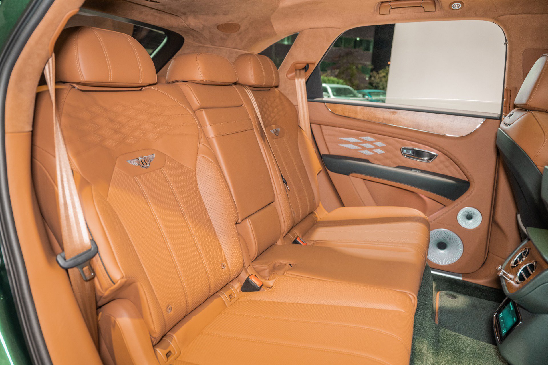 New 2025 Bentley Bentayga image 25