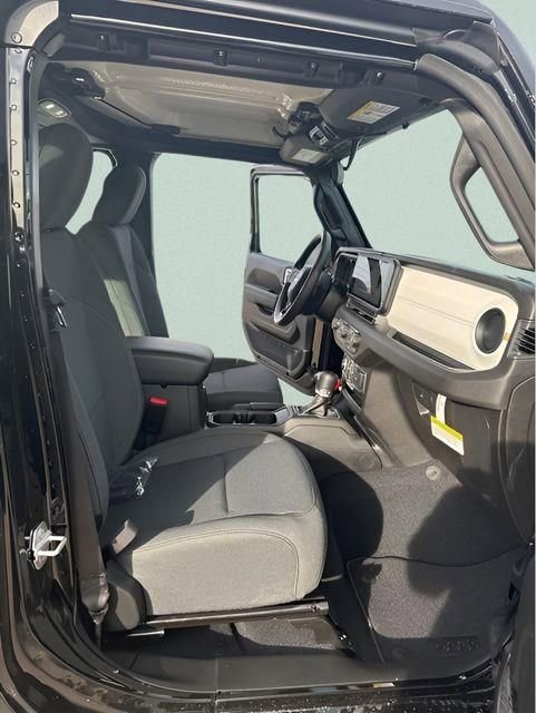 New 2026 Jeep Gladiator Sport image 25