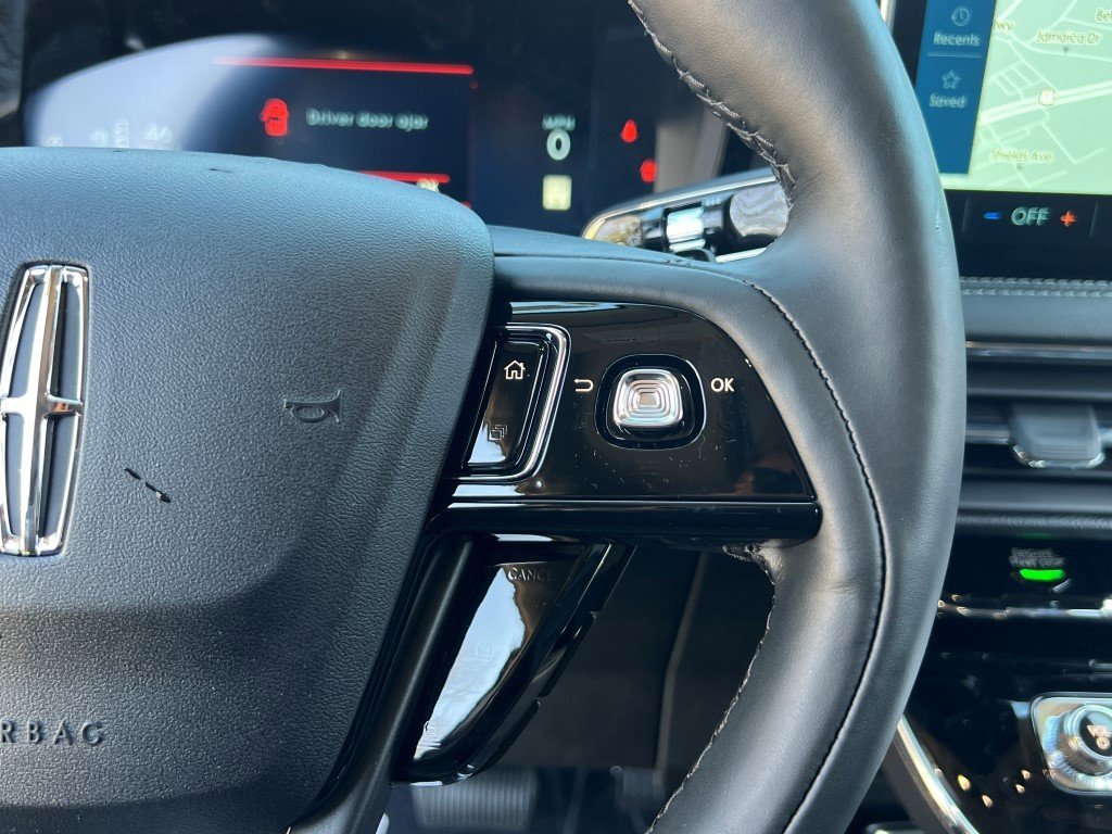 New 2026 Lincoln Corsair Reserve w/ Jet Appearance Package image 20