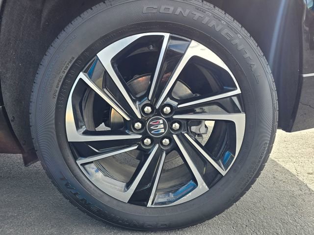 Used 2025 Buick Enclave Sport Touring image 11