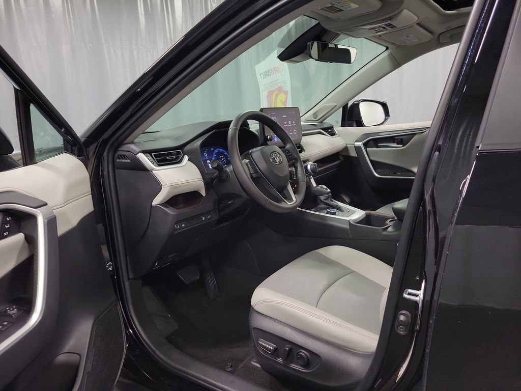 Used 2024 Toyota RAV4 Limited AWD/4WD image 12