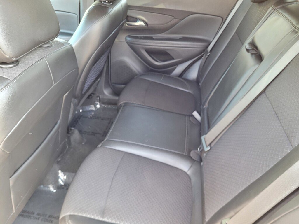 Used 2020 Buick Encore Preferred image 17