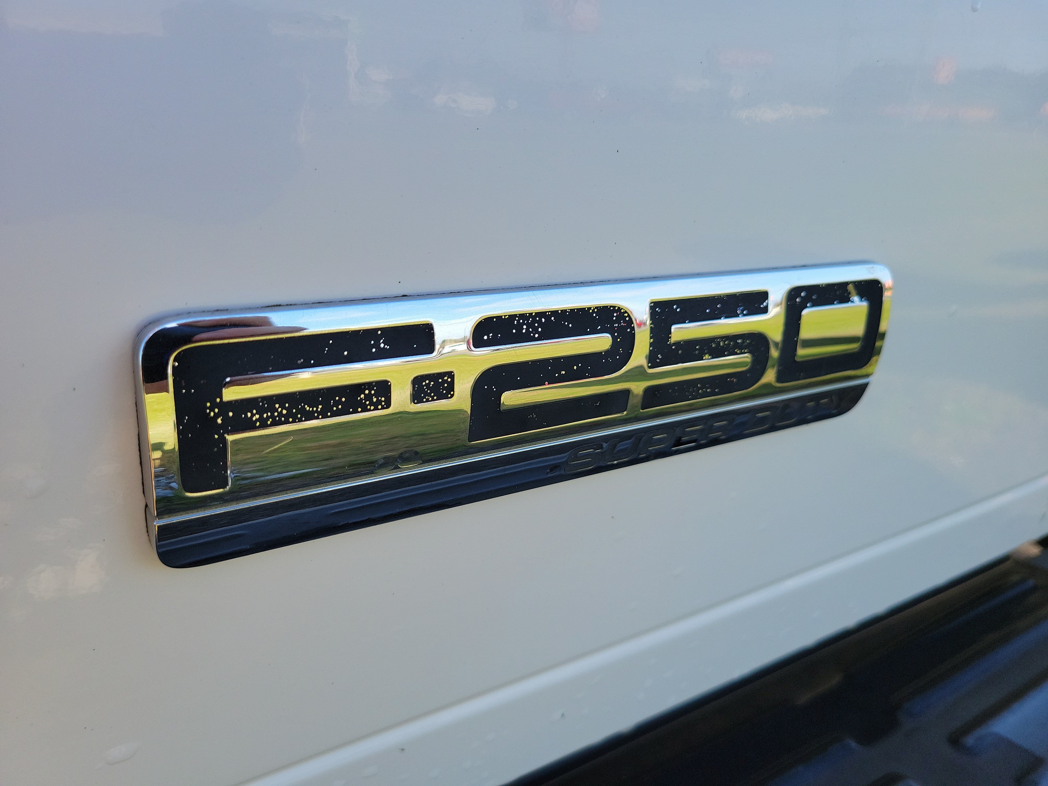 Used 2005 Ford F250 XL RWD image 9