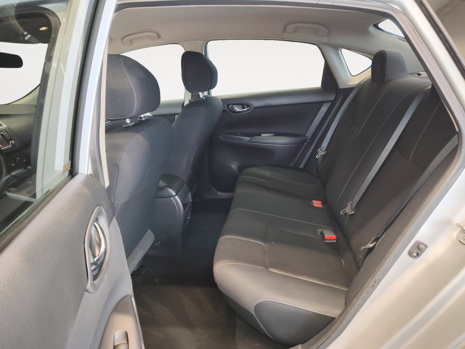 Used 2018 Nissan Sentra S image 22