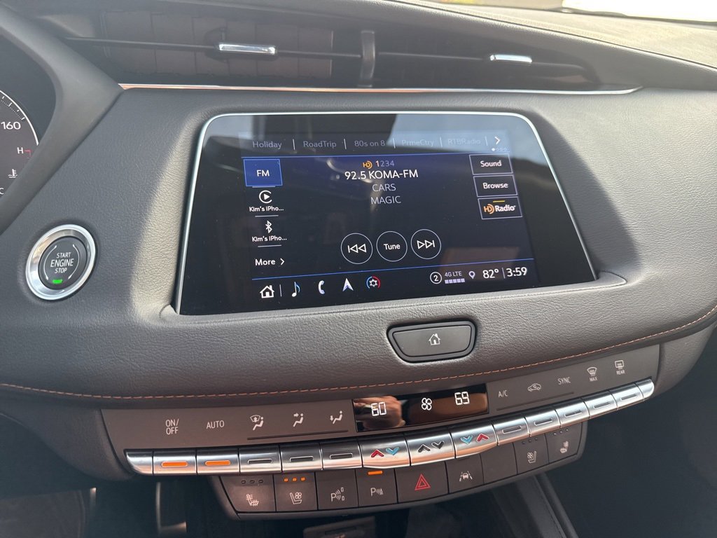 Used 2023 Cadillac XT4 Sport image 13