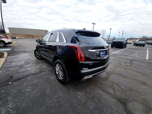 Used 2023 Cadillac XT5 Premium Luxury w/ Technology Package image 8
