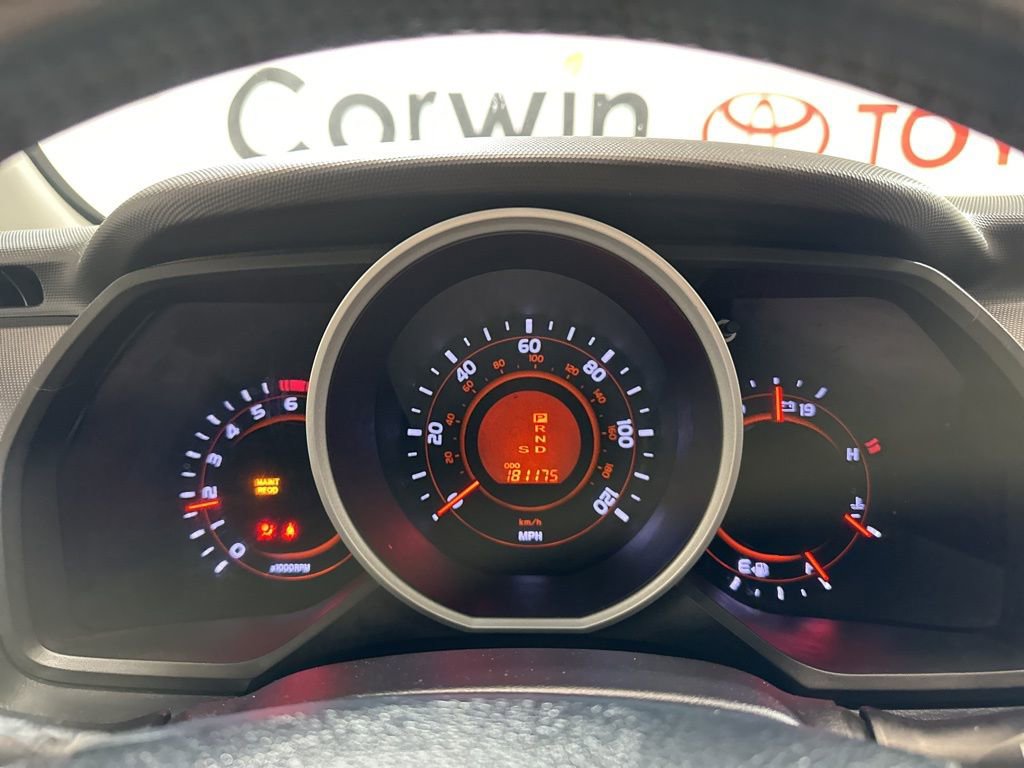 Used 2013 Toyota 4Runner Limited image 23