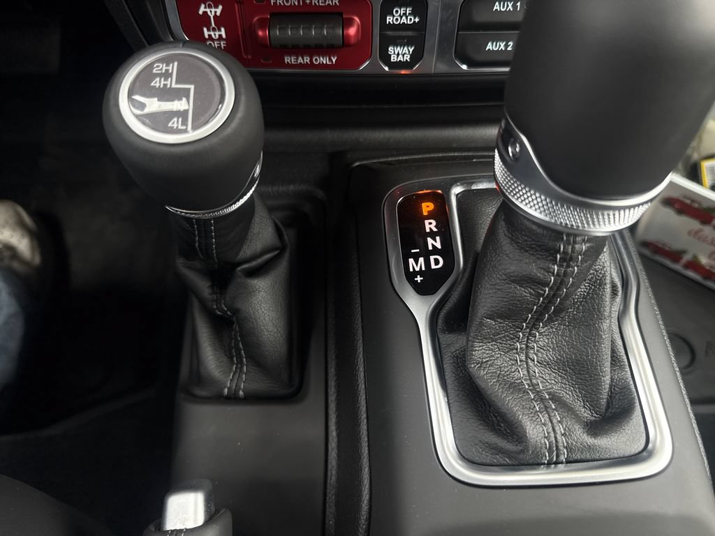 New 2026 Jeep Gladiator Rubicon AWD/4WD image 18