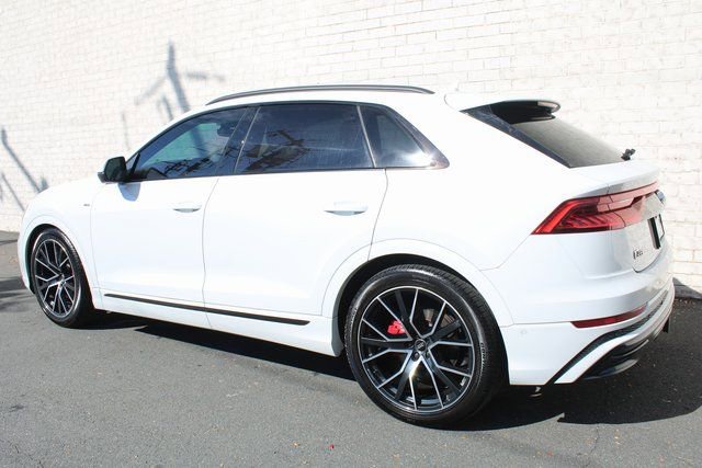 Used 2019 Audi Q8 Prestige w/ Luxury Package image 10