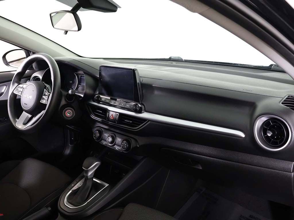 Used 2023 Kia Forte LXS image 25