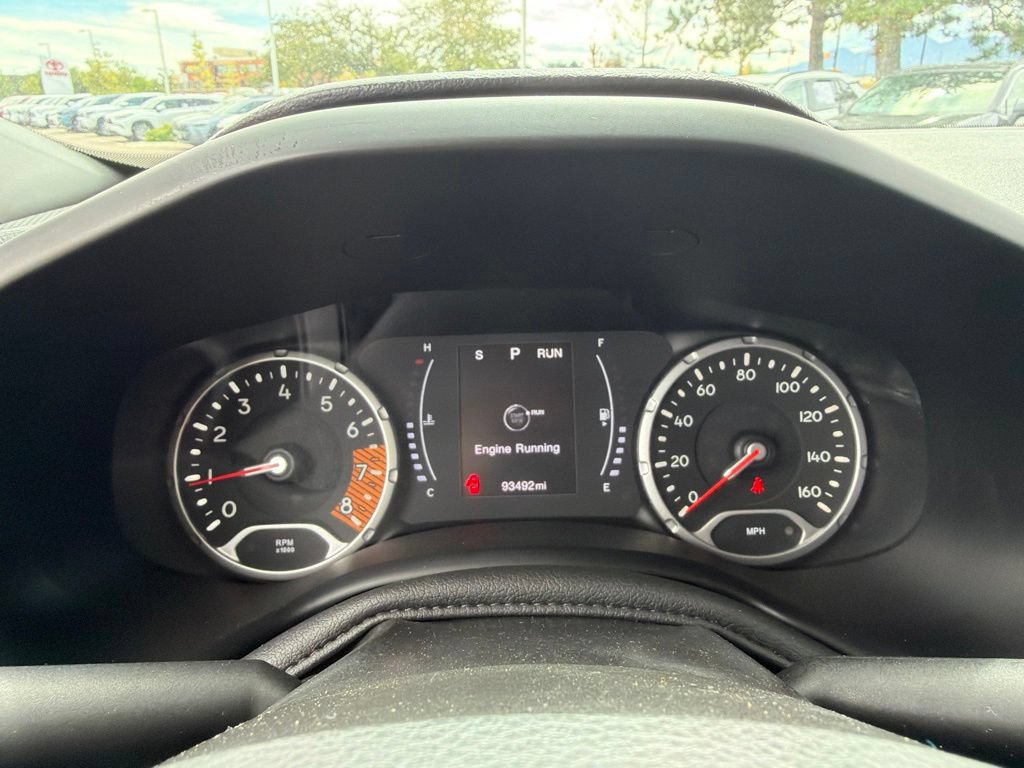 Used 2020 Jeep Renegade Latitude w/ Popular Equipment Group AWD/4WD image 28