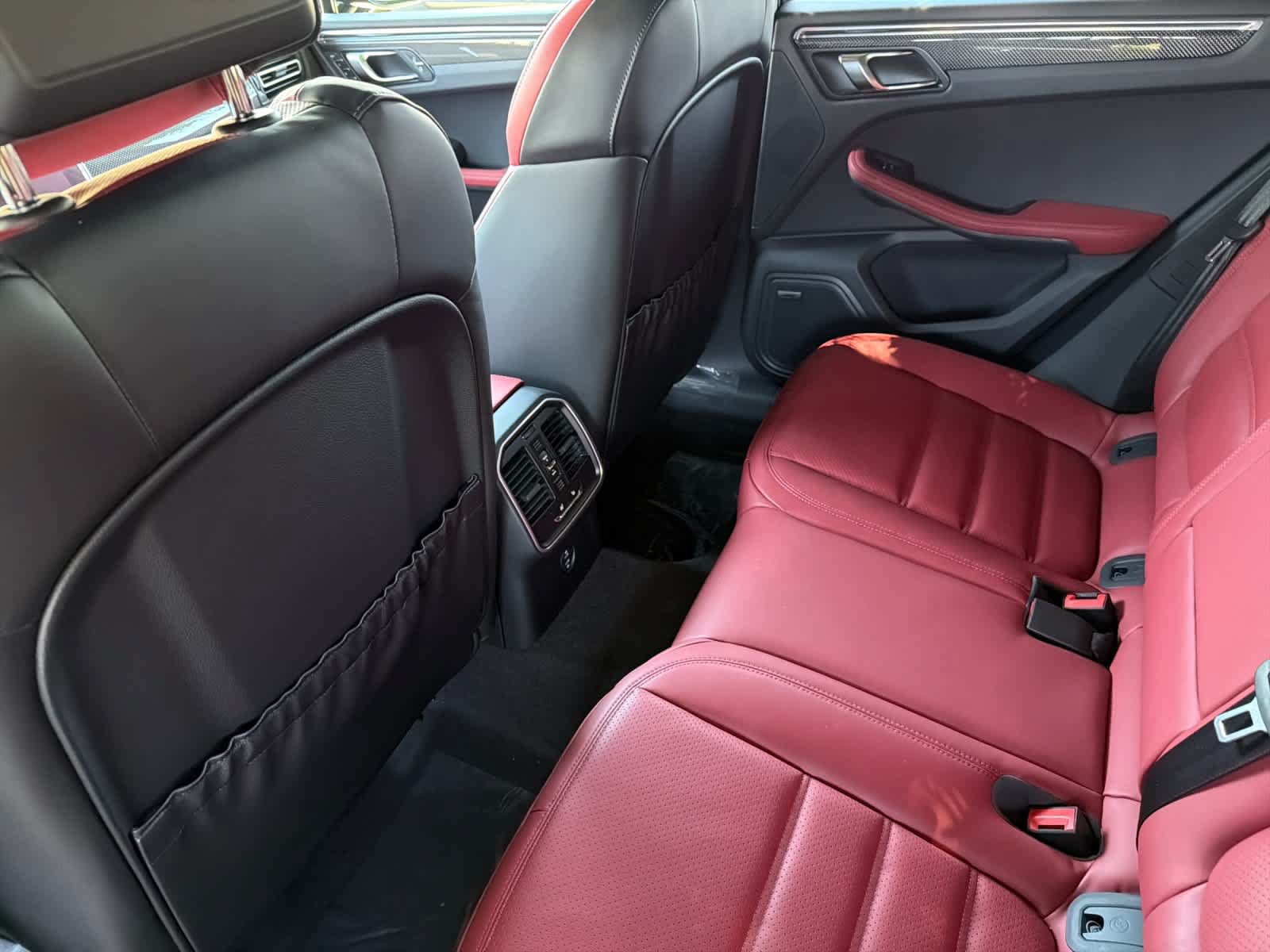 New 2026 Porsche Macan GTS AWD/4WD image 13