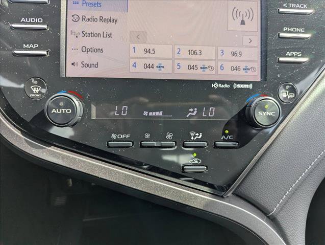 Used 2019 Toyota Camry XSE FWD image 20