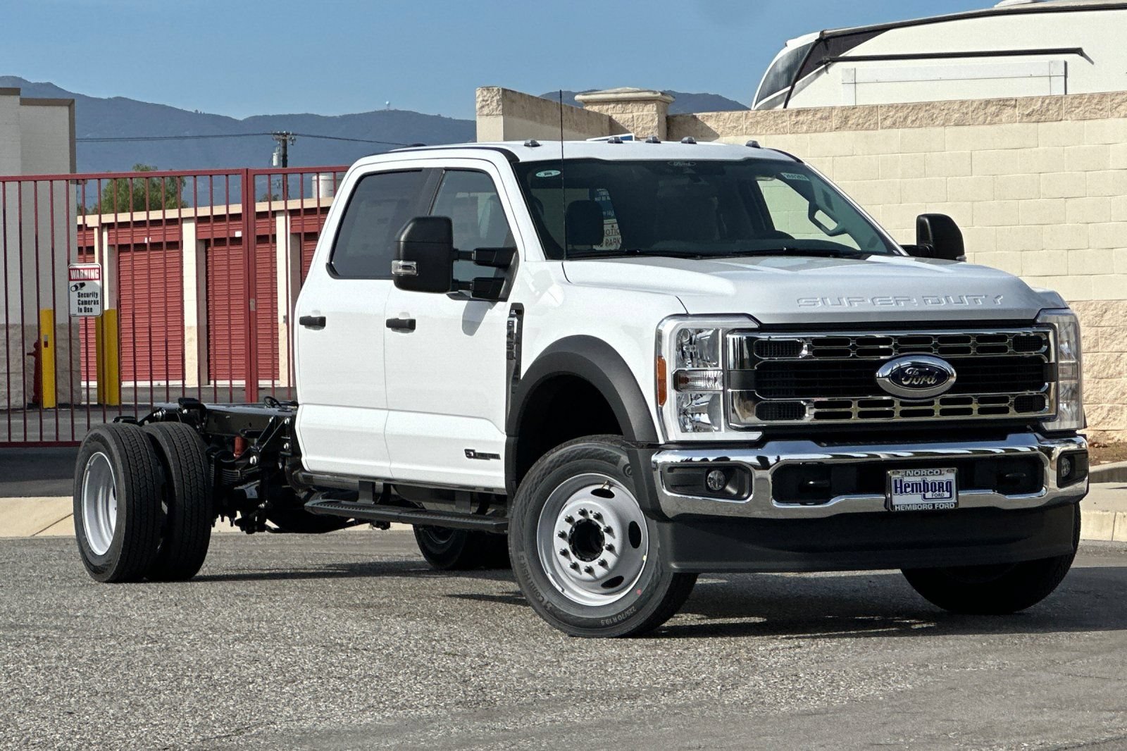 New 2026 Ford F450 XL w/ XL Chrome Package RWD image 2