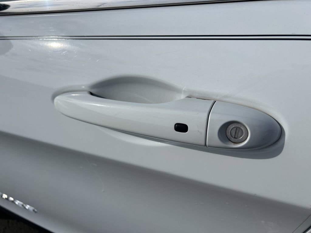 Used 2021 Jeep Cherokee Latitude Lux w/ Comfort/Convenience Group image 13