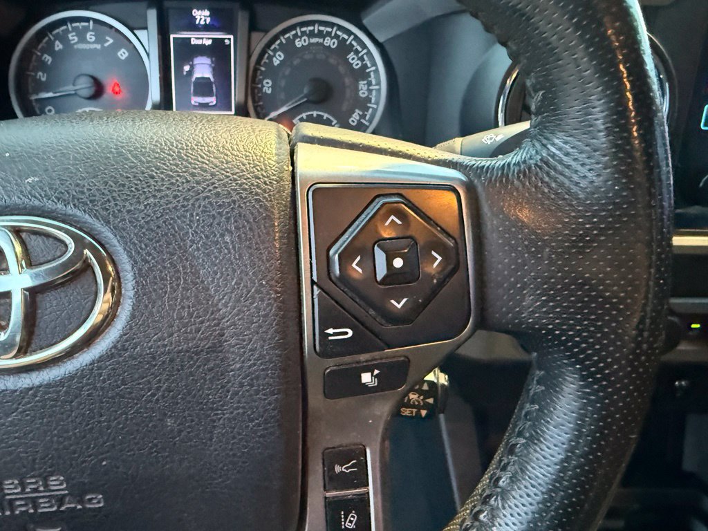 Used 2019 Toyota Tacoma SR5 AWD/4WD image 17