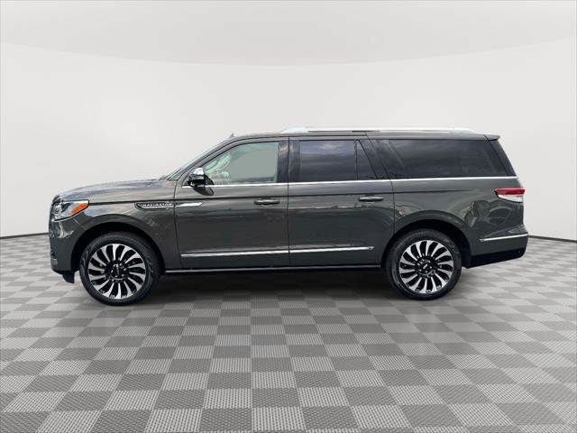 Certified 2024 Lincoln Navigator L Black Label AWD/4WD image 4