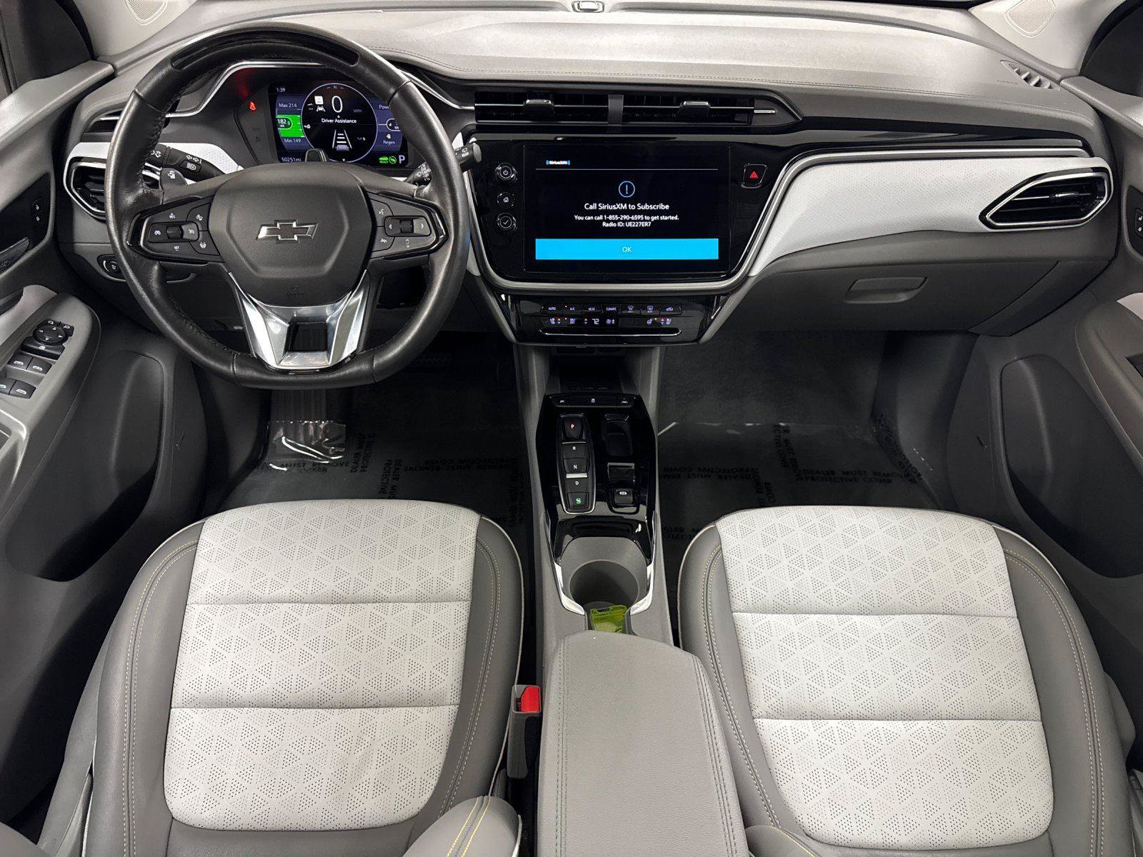Used 2022 Chevrolet Bolt EUV Premier w/ Sun & Sound Package FWD image 12