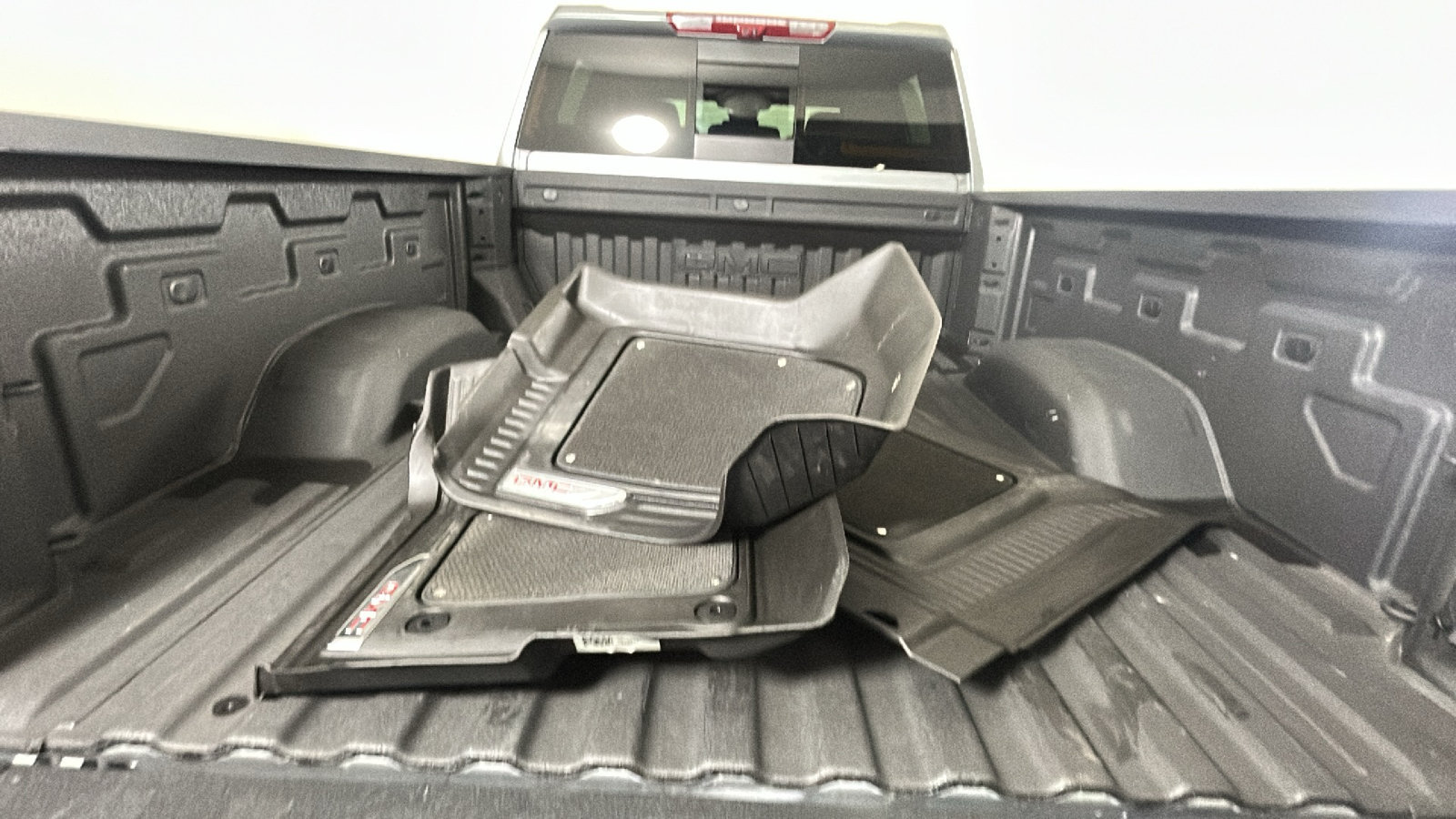 Used 2026 GMC Sierra 2500 AT4 w/ AT4 Premium Plus Package AWD/4WD image 34