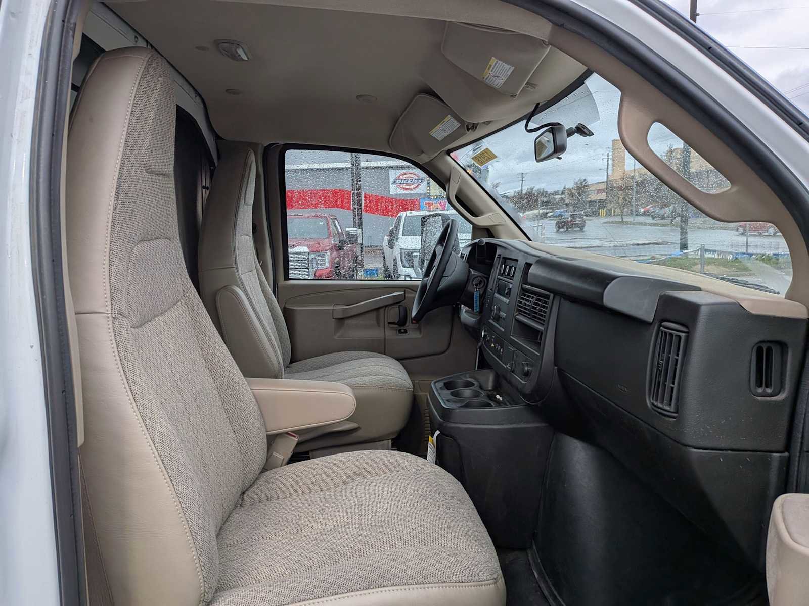 New 2024 Chevrolet Express 3500 w/ Power Convenience Package image 15