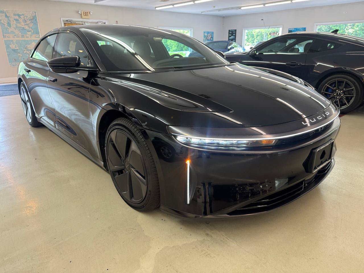 Used 2023 Lucid Air Touring AWD/4WD image 5