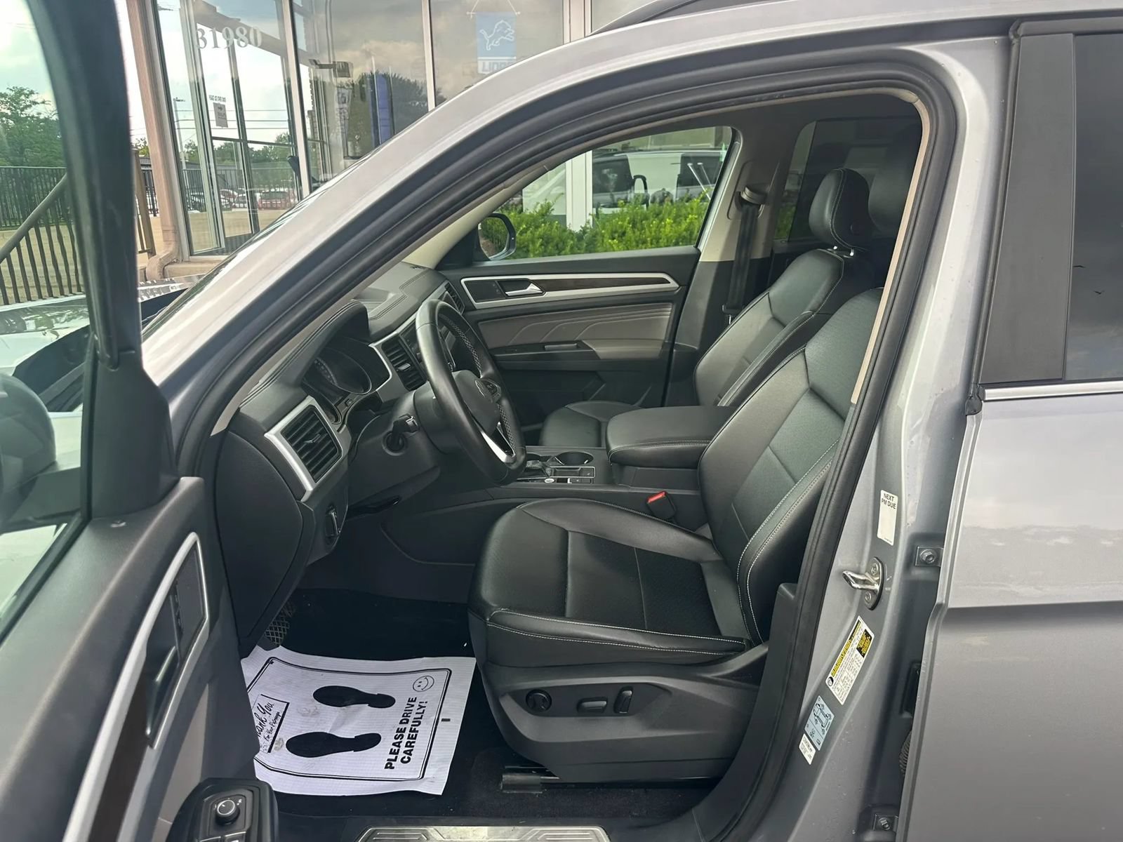 Used 2021 Volkswagen Atlas SE FWD image 11
