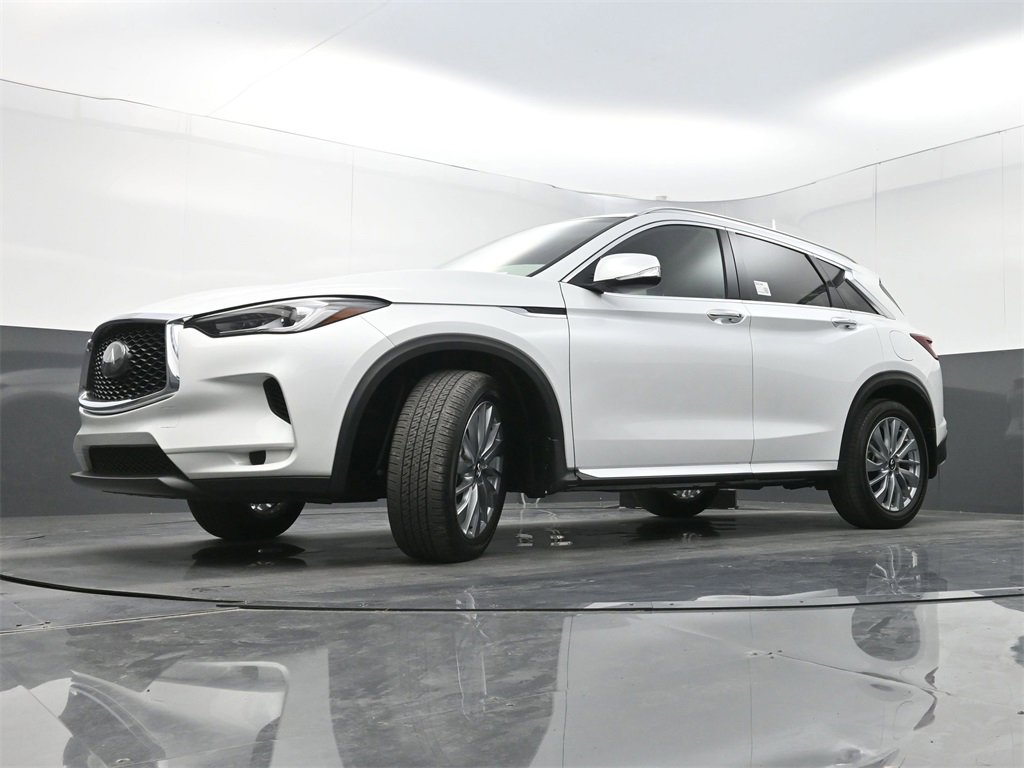 Used 2023 INFINITI QX50 Luxe image 28