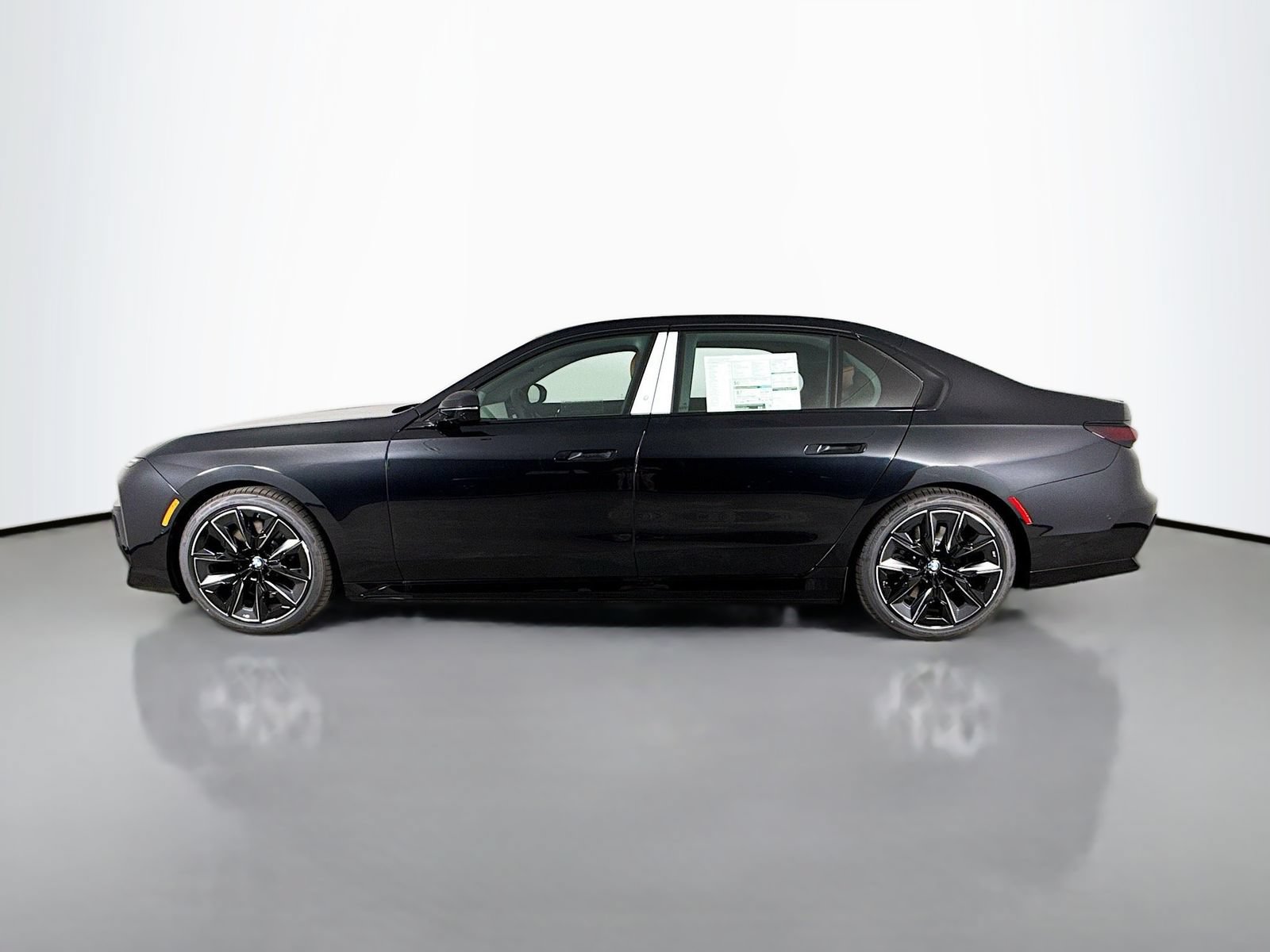 New 2026 BMW i7 eDrive50 w/ M Sport Package RWD image 4