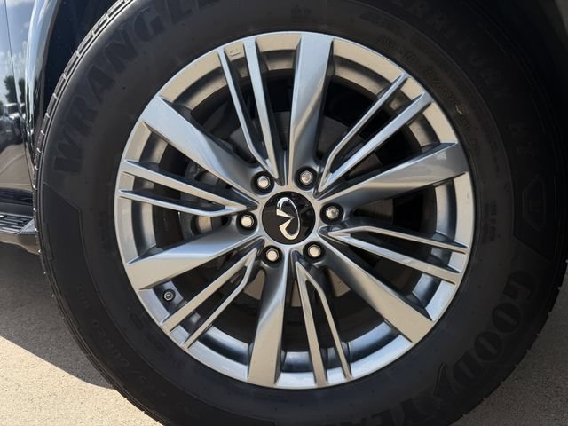 Used 2023 INFINITI QX80 Luxe w/ Cargo Package RWD image 9