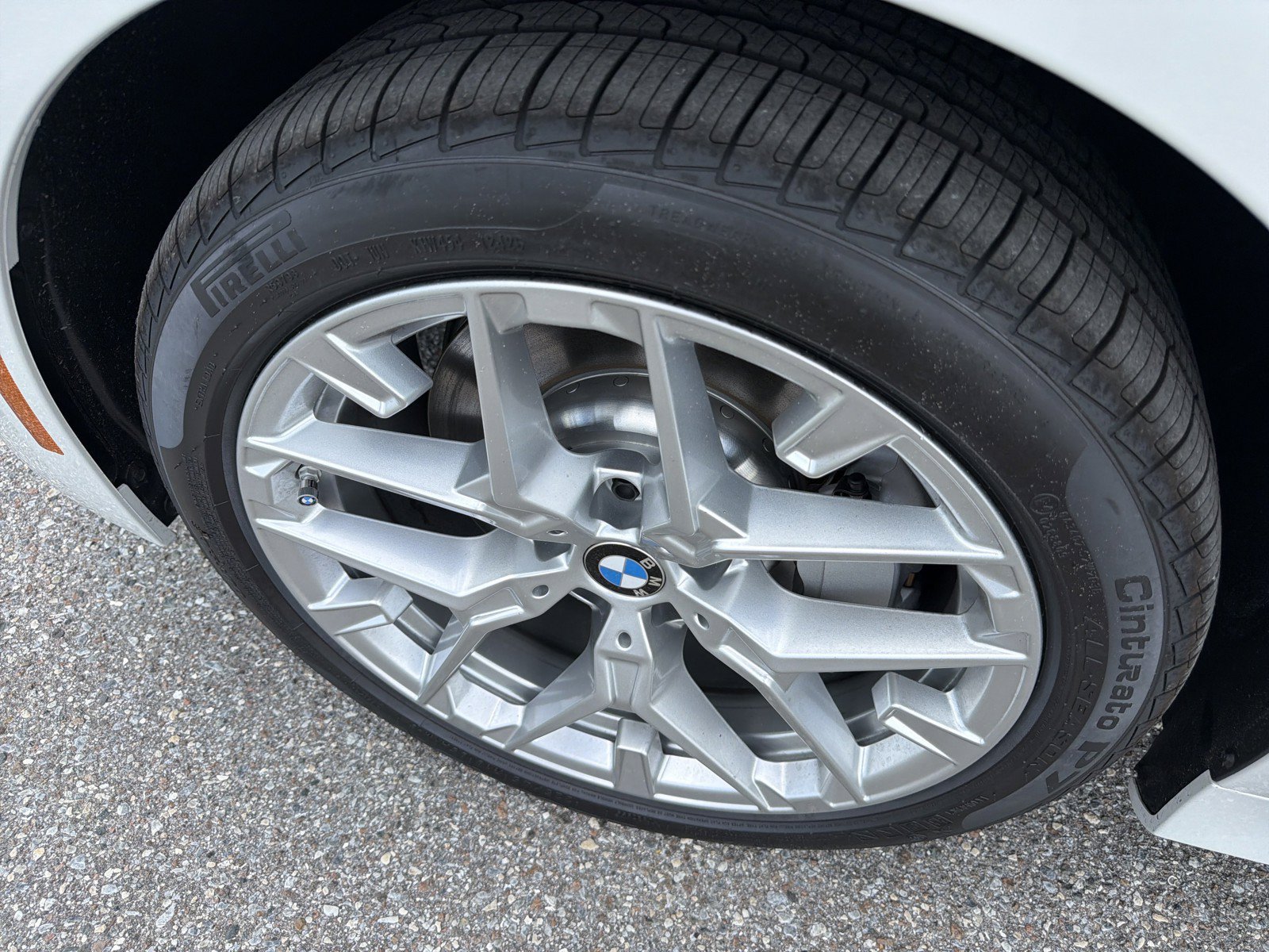 New 2026 BMW 330i xDrive Sedan w/ Premium Package AWD/4WD image 11
