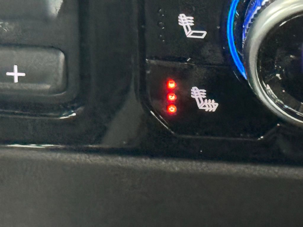 Used 2024 GMC Sierra 1500 SLT w/ SLT Premium Plus Package image 33