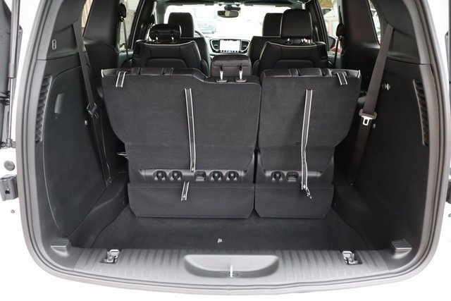 New 2026 Chrysler Pacifica Limited w/ S Appearance Package image 37