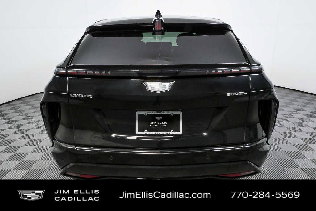 Used 2024 Cadillac Lyriq Sport image 29