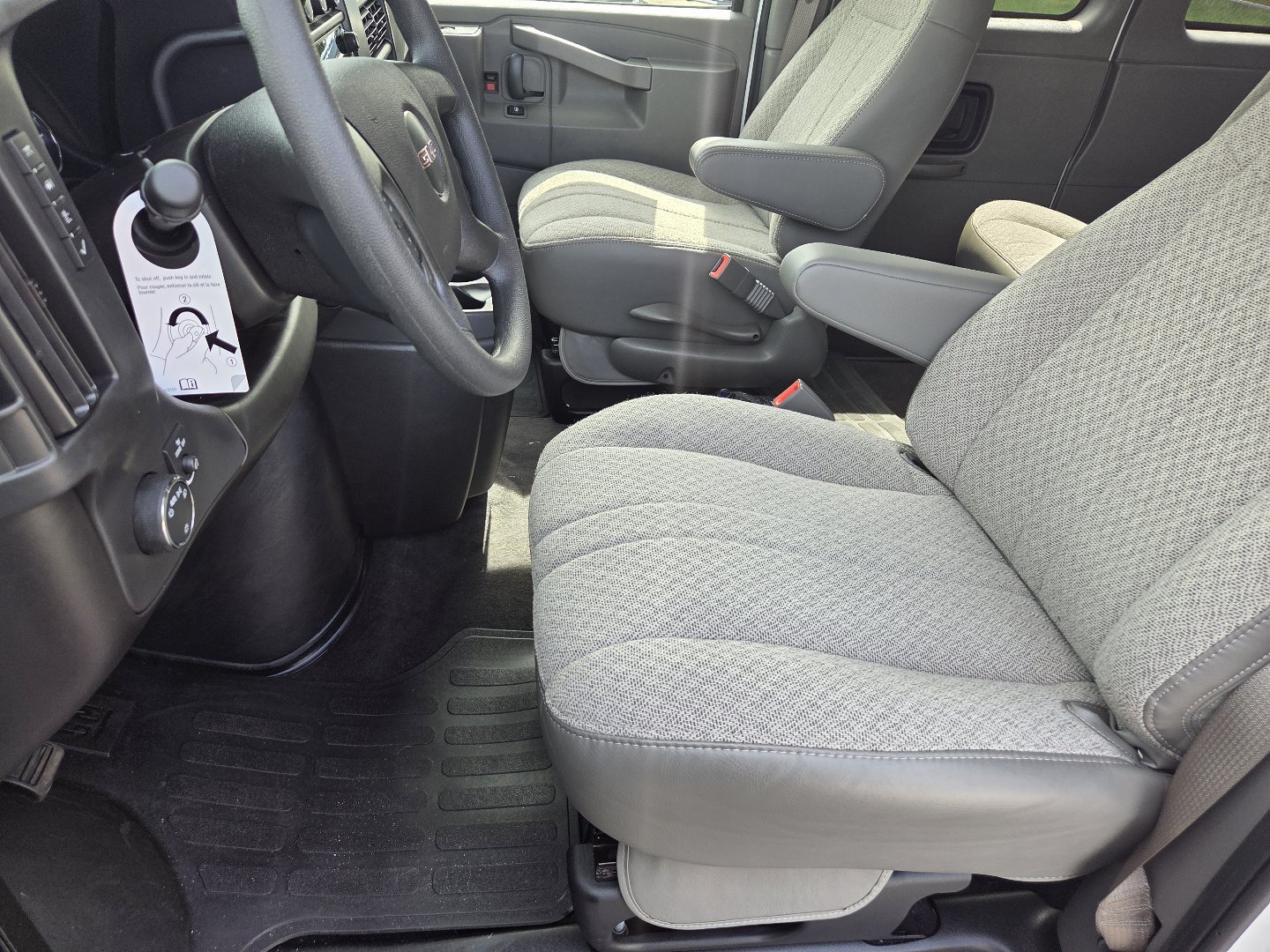 New 2026 GMC Savana 2500 LT w/ LT Preferred Equipment Group RWD image 18