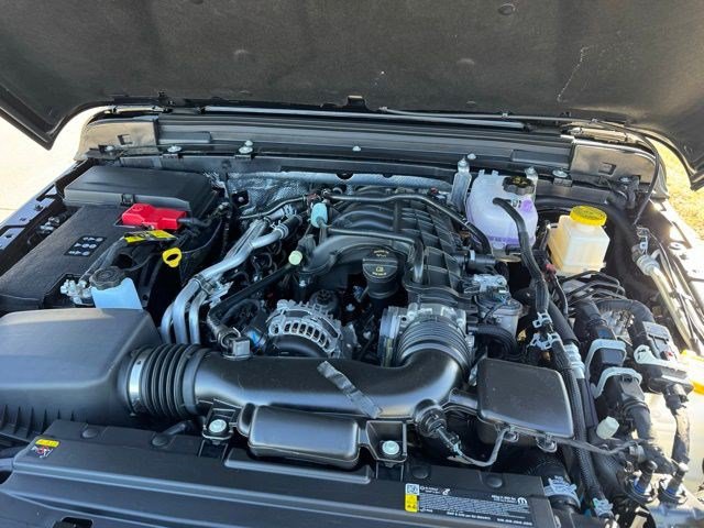 New 2026 Jeep Gladiator Sport AWD/4WD image 37