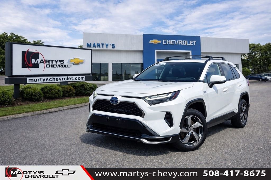 Used 2024 Toyota RAV4 SE w/ Weather & Moonroof Package