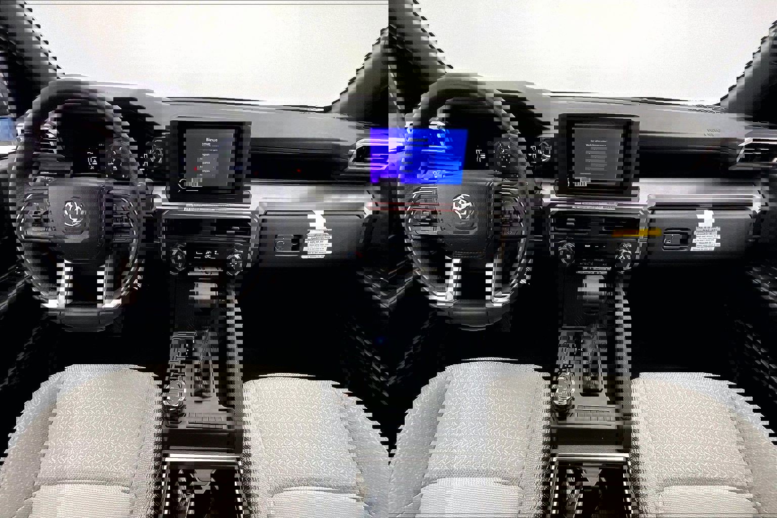 New 2025 Toyota 4Runner SR5 image 5