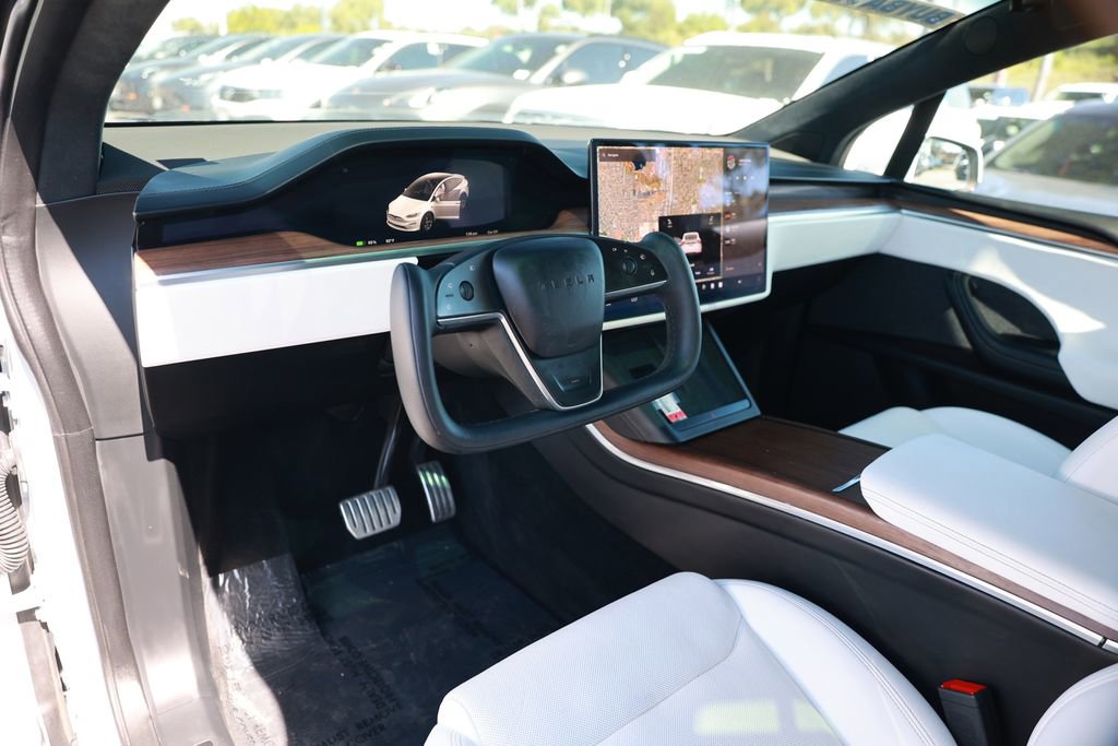 Used 2022 Tesla Model X AWD/4WD image 15