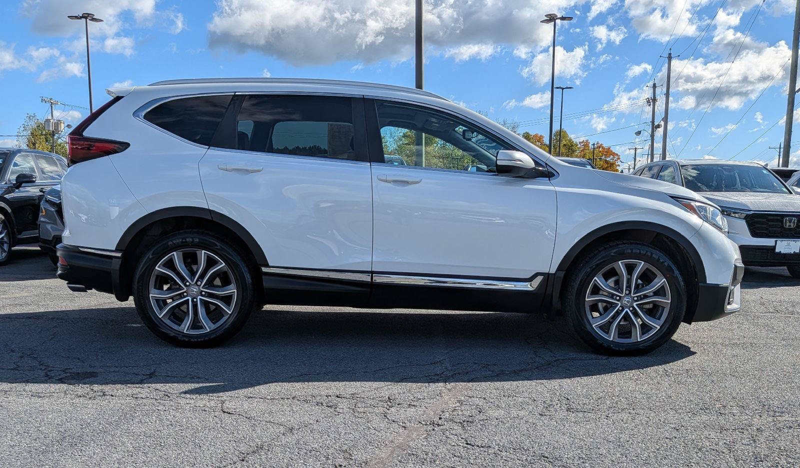 Used 2022 Honda CR-V Touring image 5