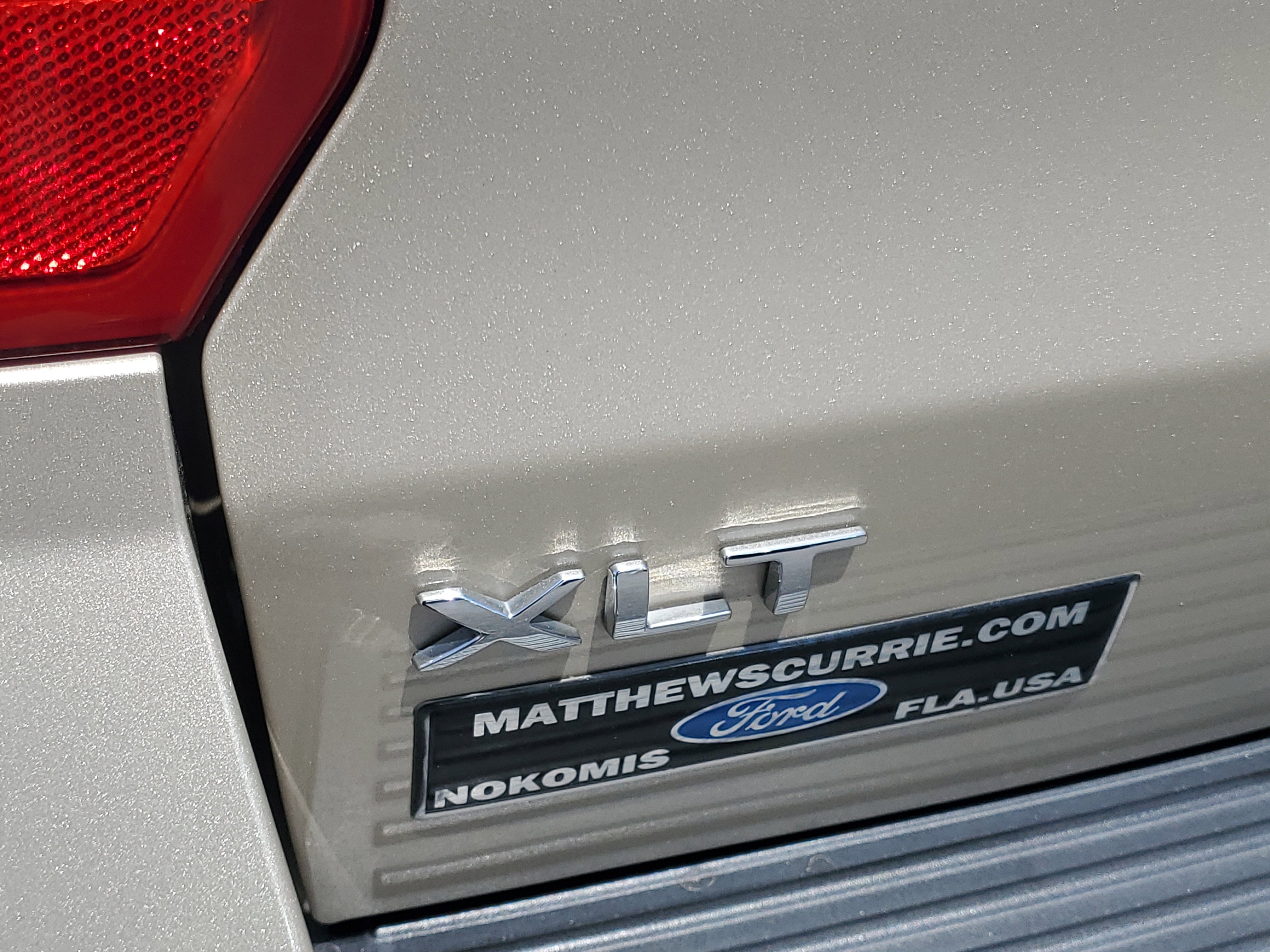 Used 2018 Ford Expedition XLT w/ Equipment Group 202A image 8